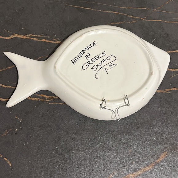 Hand Painted Plate in Fish Pattern, Wall Mounted, Made in Greece - Picture 3 of 6